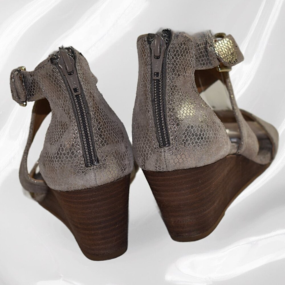 Sofft Mauldin Bistro Taupe Snakeskin Embossed Criss-Cross Wedge, Size 9.5 - Picture 11 of 11